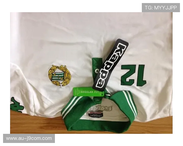 创意足球球衣墙贴纸设计效果图展现运动与时尚的完美结合